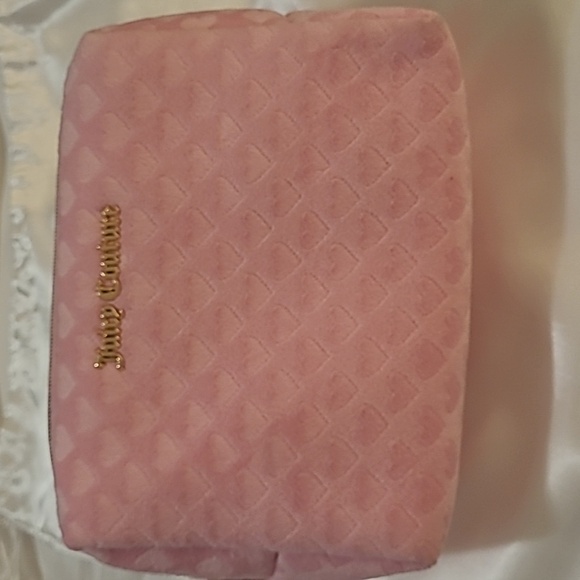 Juicy Couture Handbags - Juicy Couture Pink Heart Quilted Cosmetic Bag